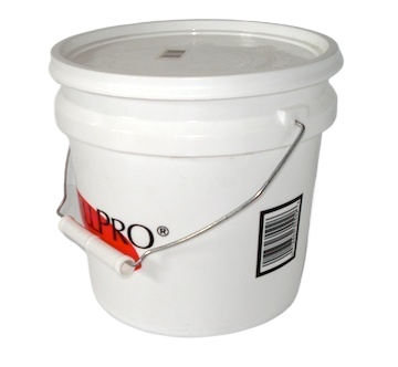 1 Gallon Bucket Feeder